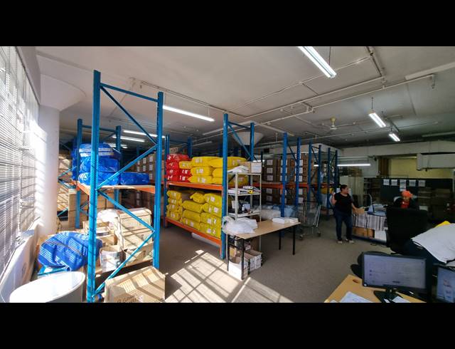 450M² BUSINESS TO LET IN WOODSTOCK